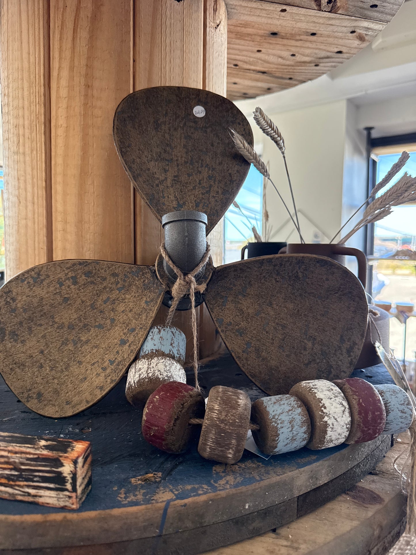 Propeller hook
