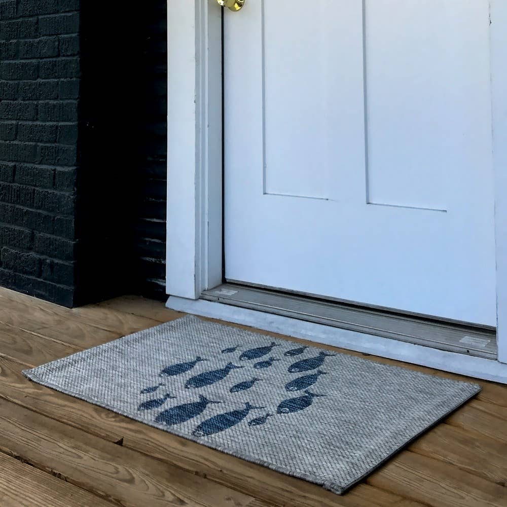 Navy/ Gray Coastal Fish Indoor/ Outdoor Area Rug