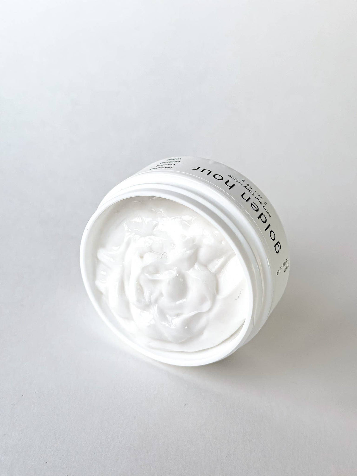 Hand + body creme: cabana /vanilla, palm, coconut