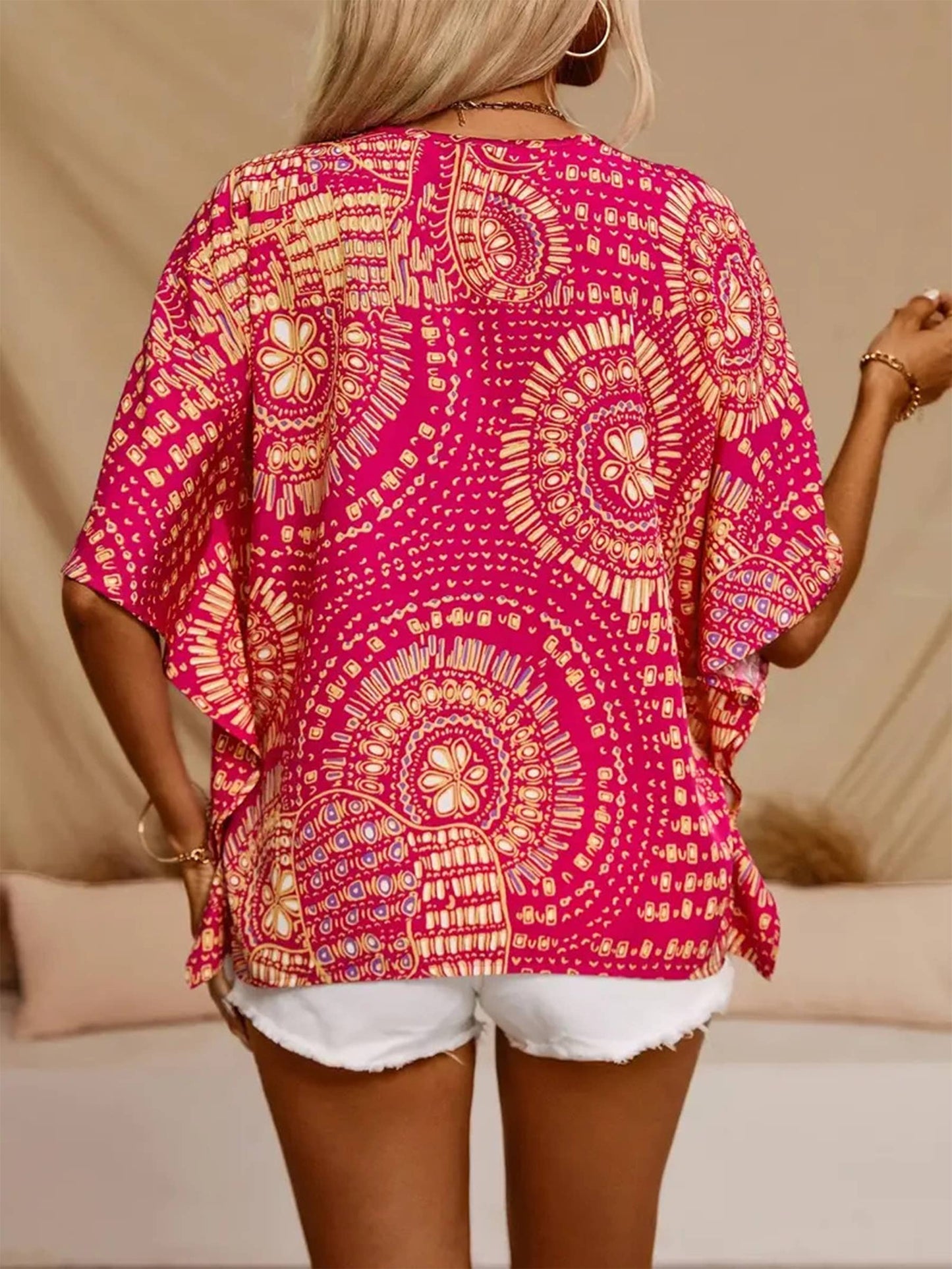 V-neck Printed Bat Sleeve Top