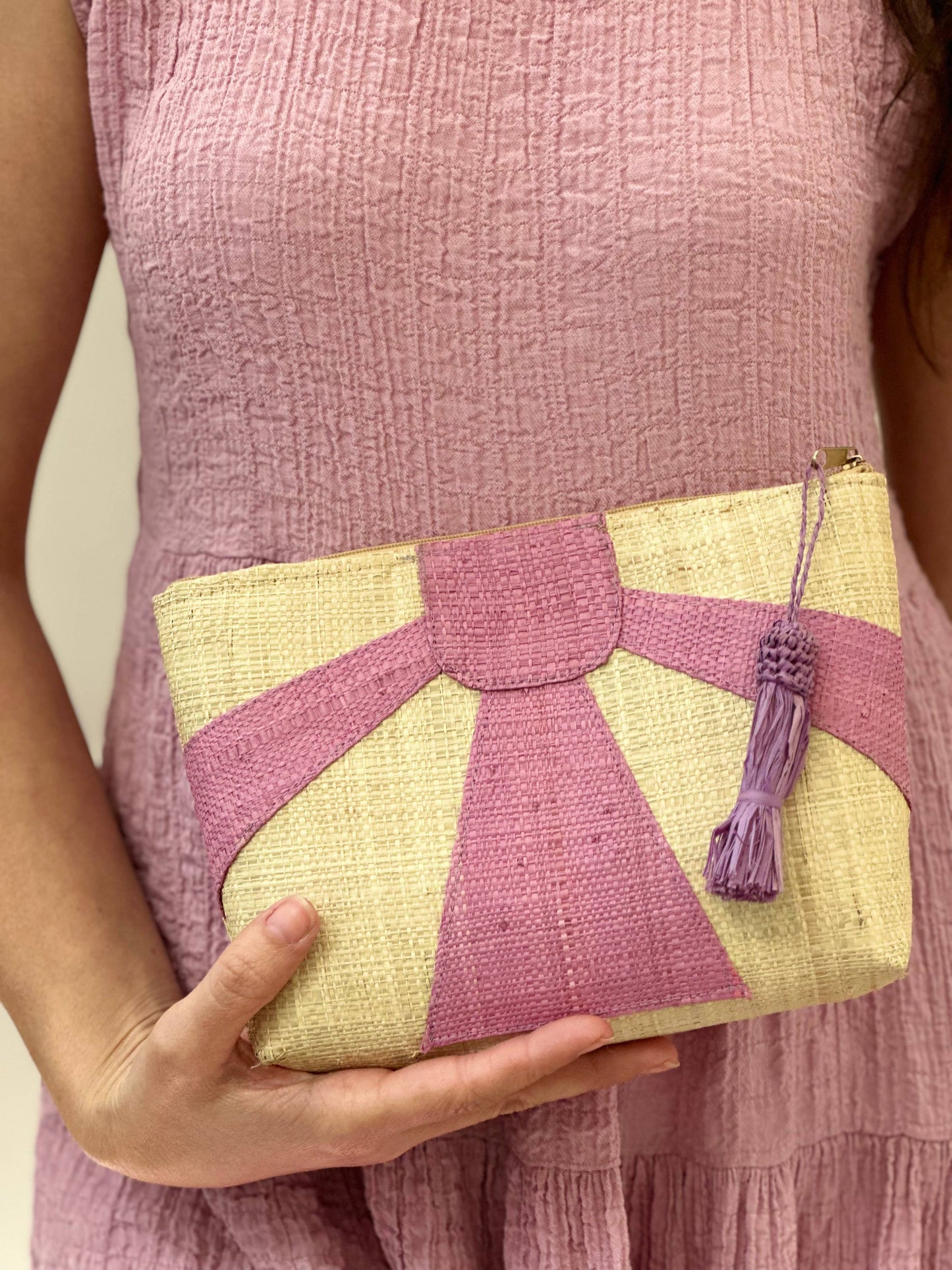 Sunburst Cosmetic Straw Pouch Clutch with Tassel Zipper Pull