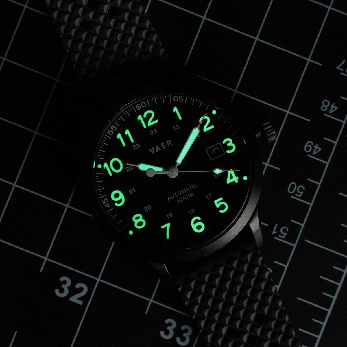 A5 Tactical Field Auto - 40mm USA(Black Steel Bracelet)