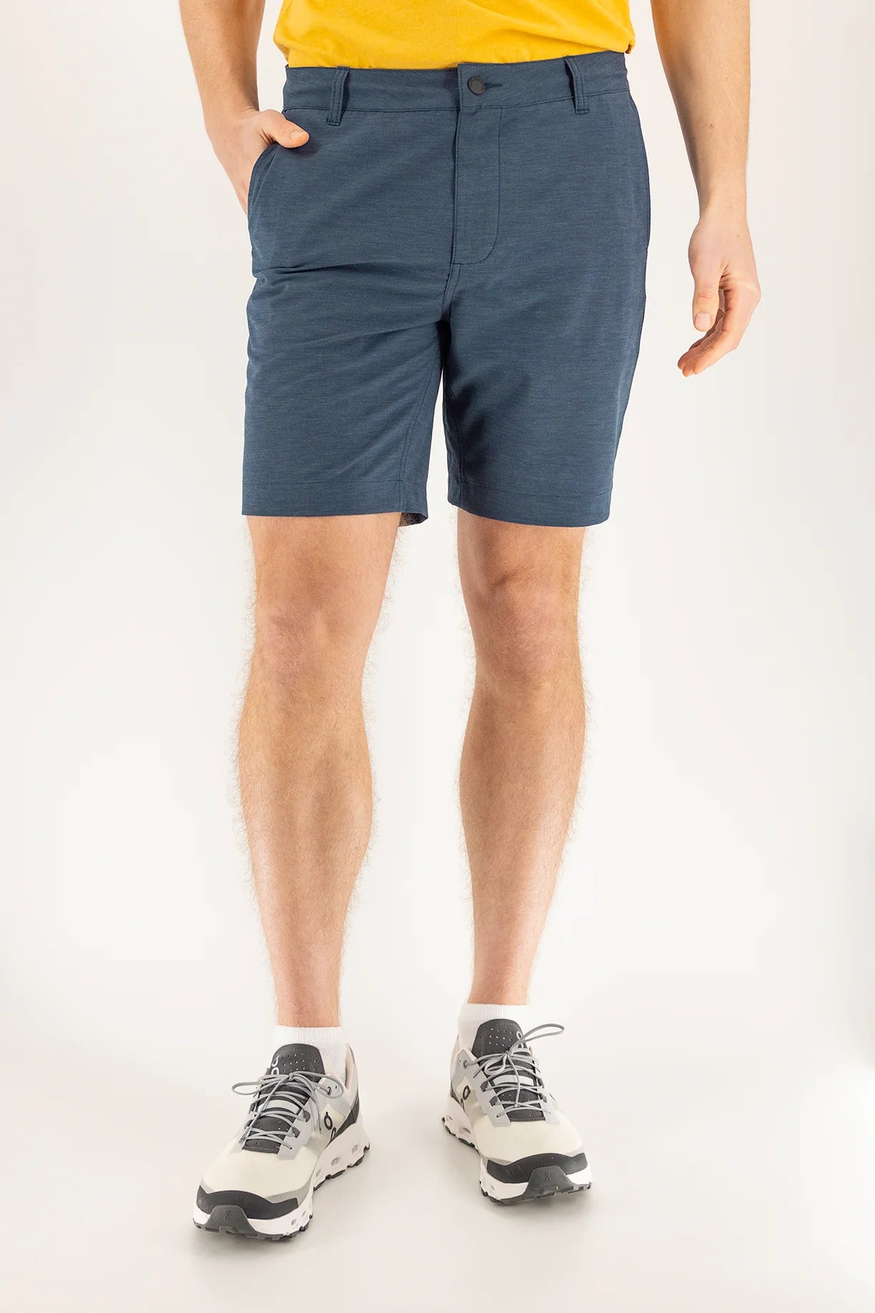 Hybrid Short 8"