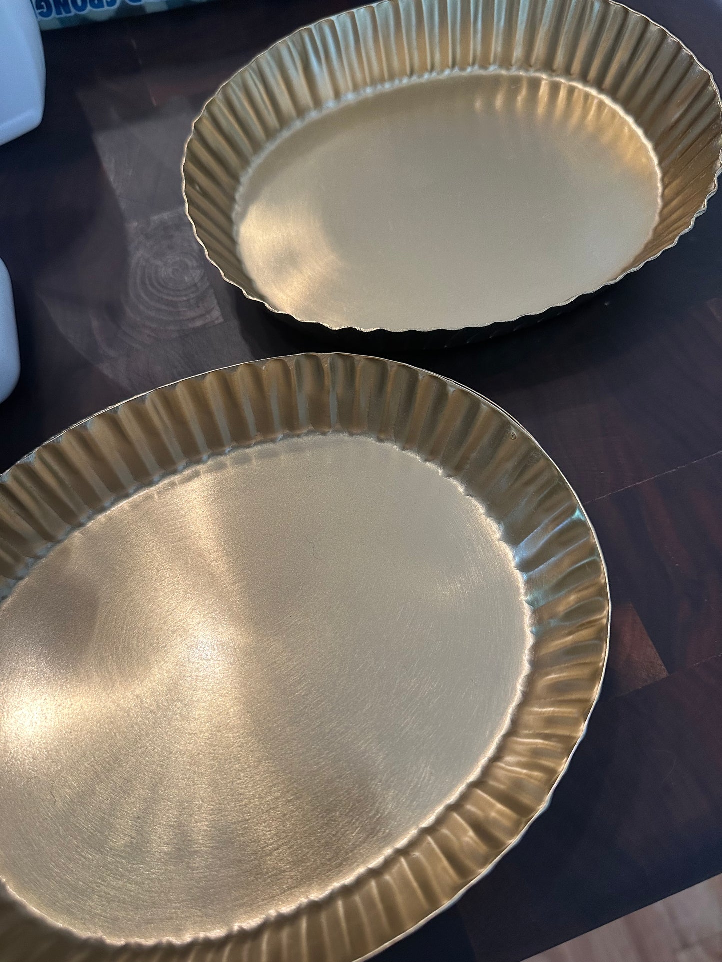 gold trays