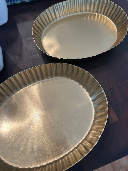 gold trays